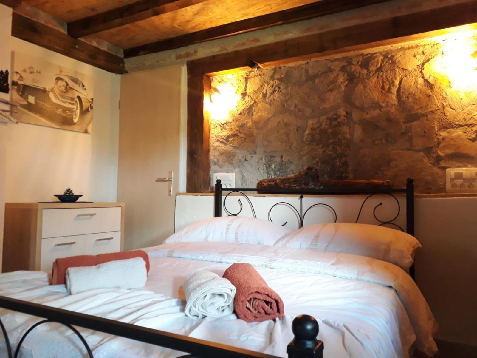 Apartment Ada Bed & Breakfast Gracac  Room photo