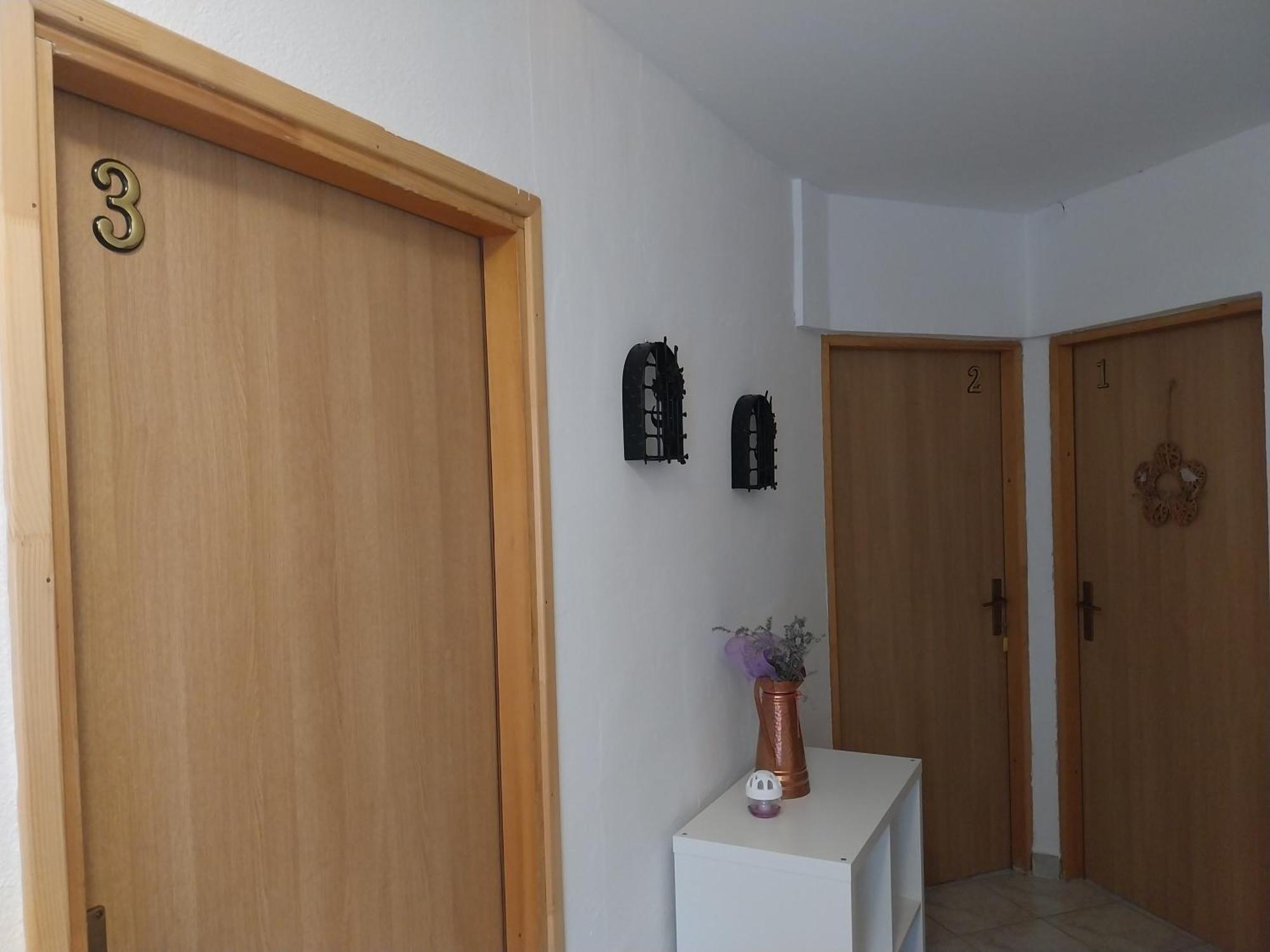 Apartment Ada Bed & Breakfast Gracac  Room photo